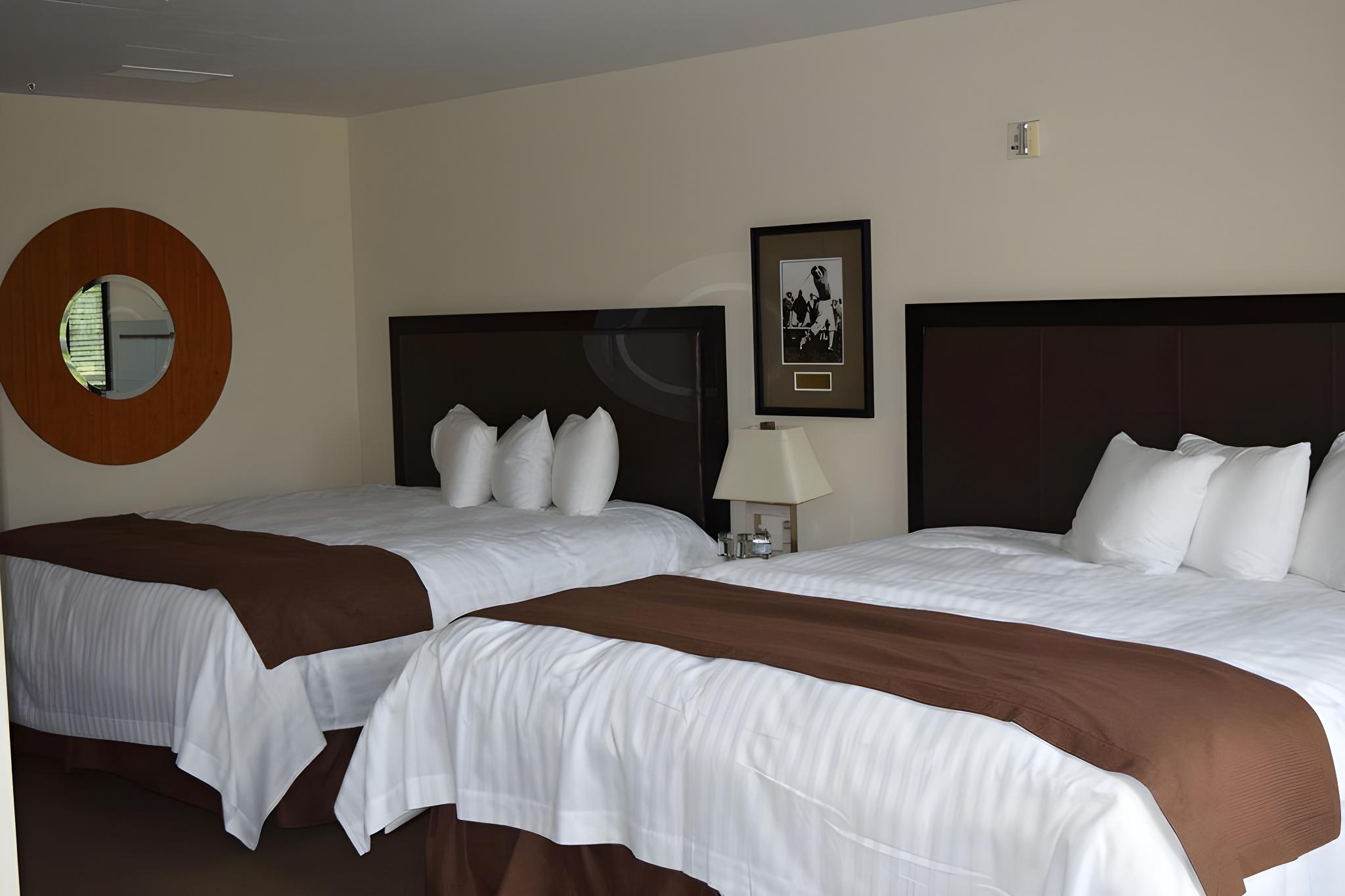Deluxe, Multiple Beds