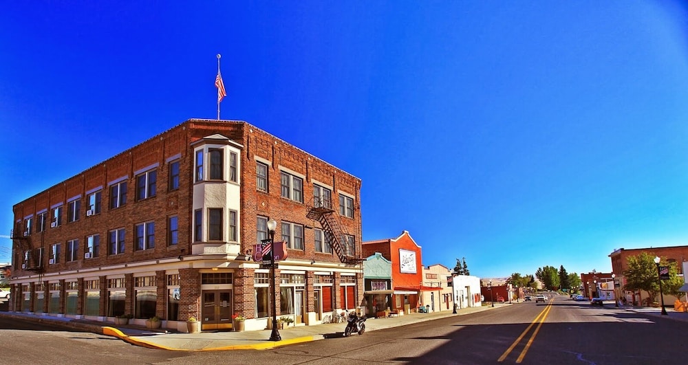 Historic Hotel Condon 41/50