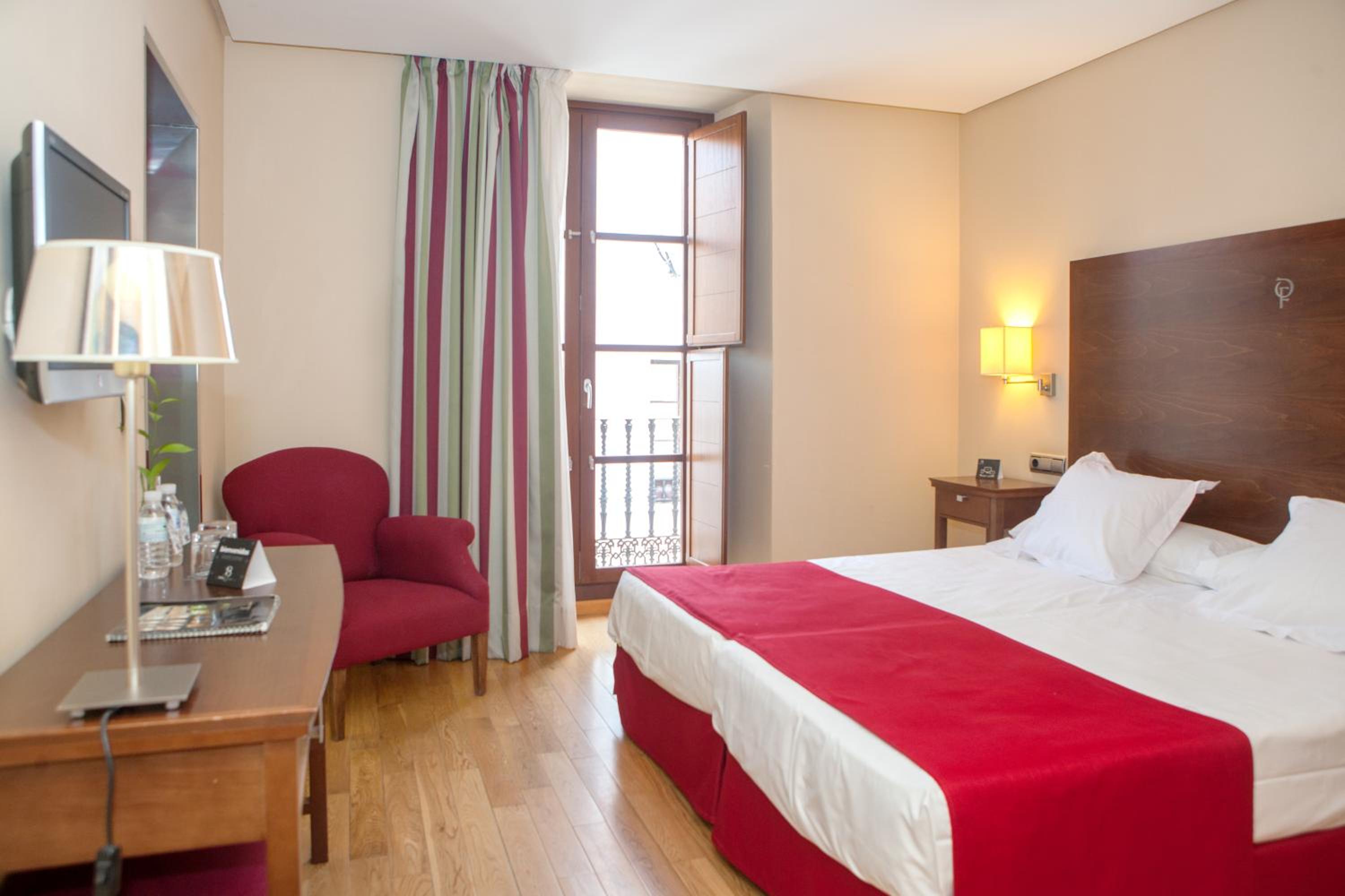غرفة بسرير مزدوج أو سريرين منفصلين، Petit Palace Palace La Casa de Don Fernando 3/7