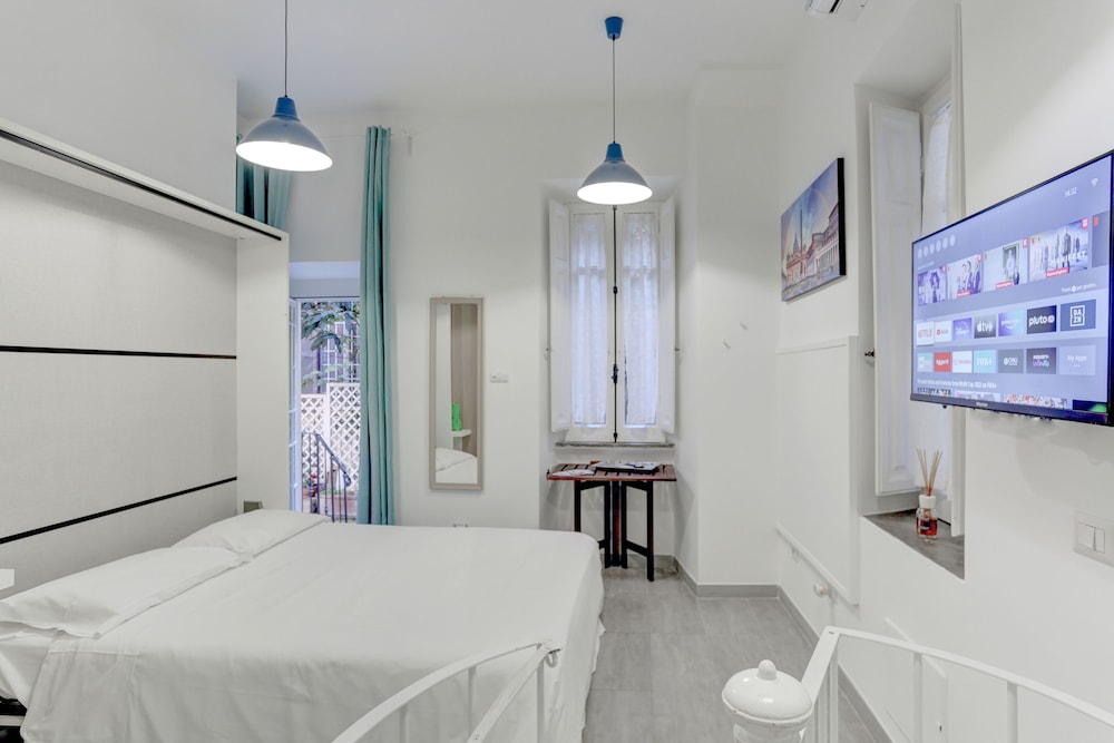 Santi Quattro Apartment & Rooms - Colosseo 17/49