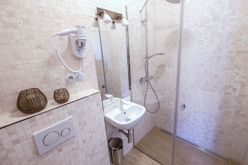 Standard, Single, Single Bed, Hotel Ebersbach 2/3