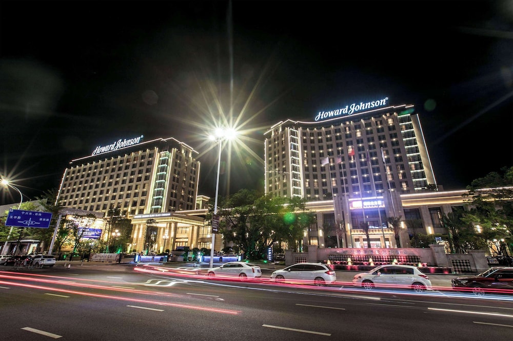 Howard Johnson By Wyndham Glory Plaza Chenghai 2/29