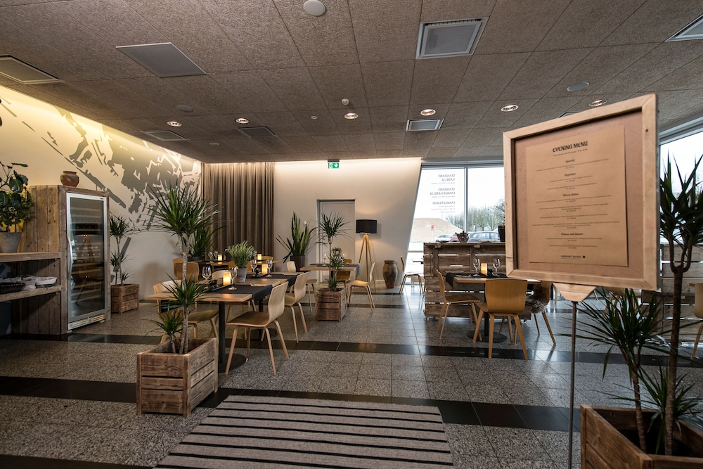 Aalborg Airport Hotel 45/53