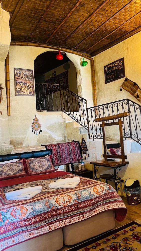 Kemer Cave House Goreme 30/50