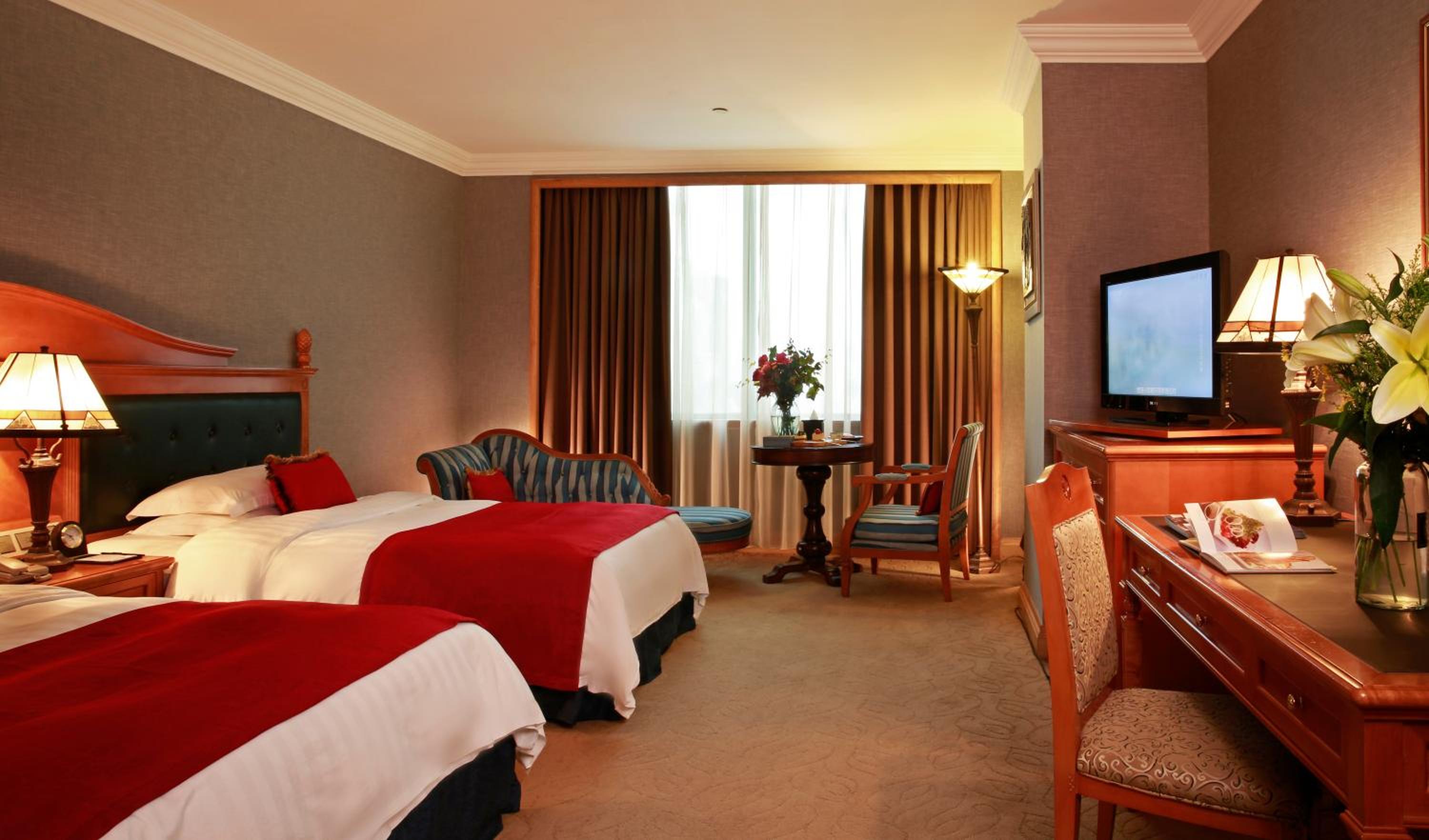 Executive, Twin Beds