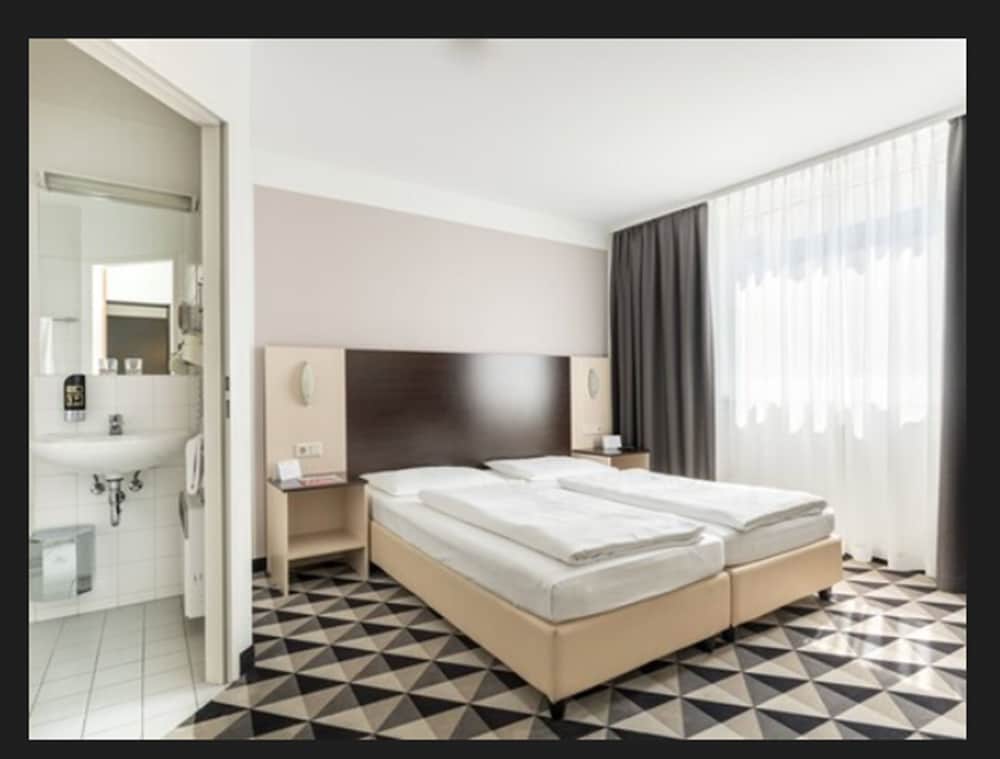 Premier Inn Wien City Hauptbahnhof 17/52