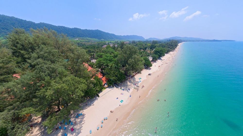 Sayang Beach Resort 48/60