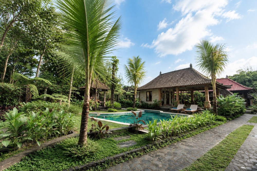 Jero Sebali Villa 34/48