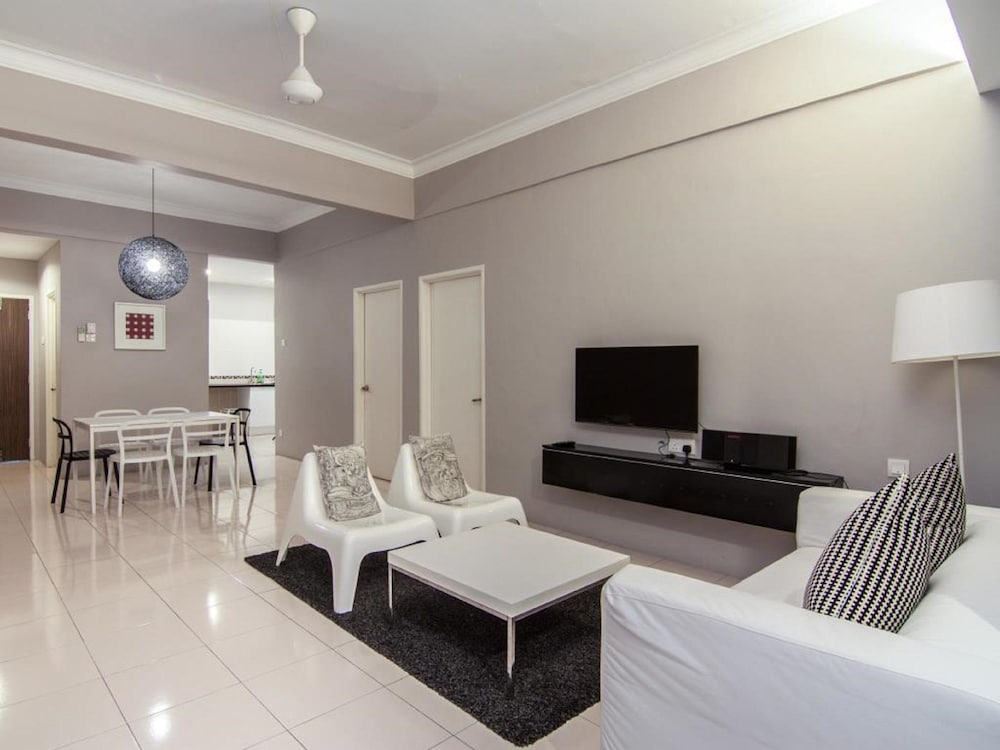 O'BOUTIQUE SUITES 15/22