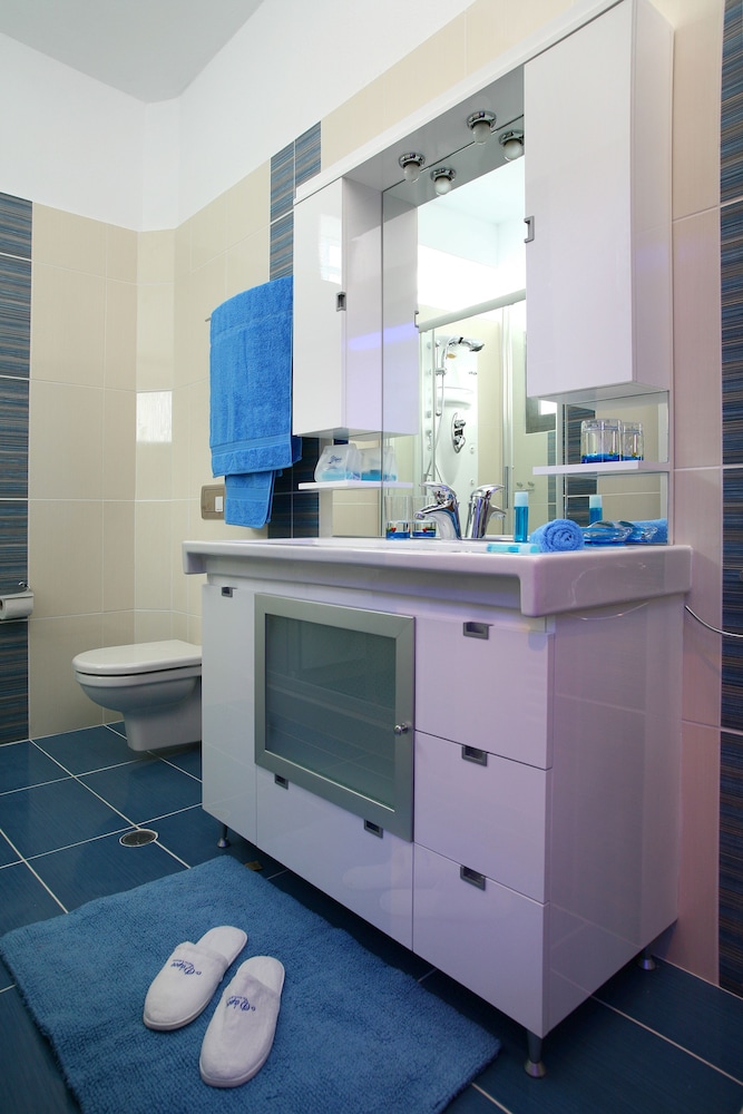 Aegean Wave Hotel 6/50