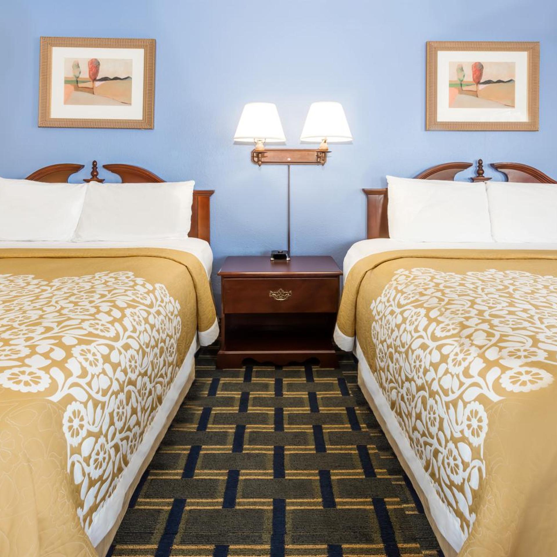 Days Inn by Wyndham Plymouth 10/25