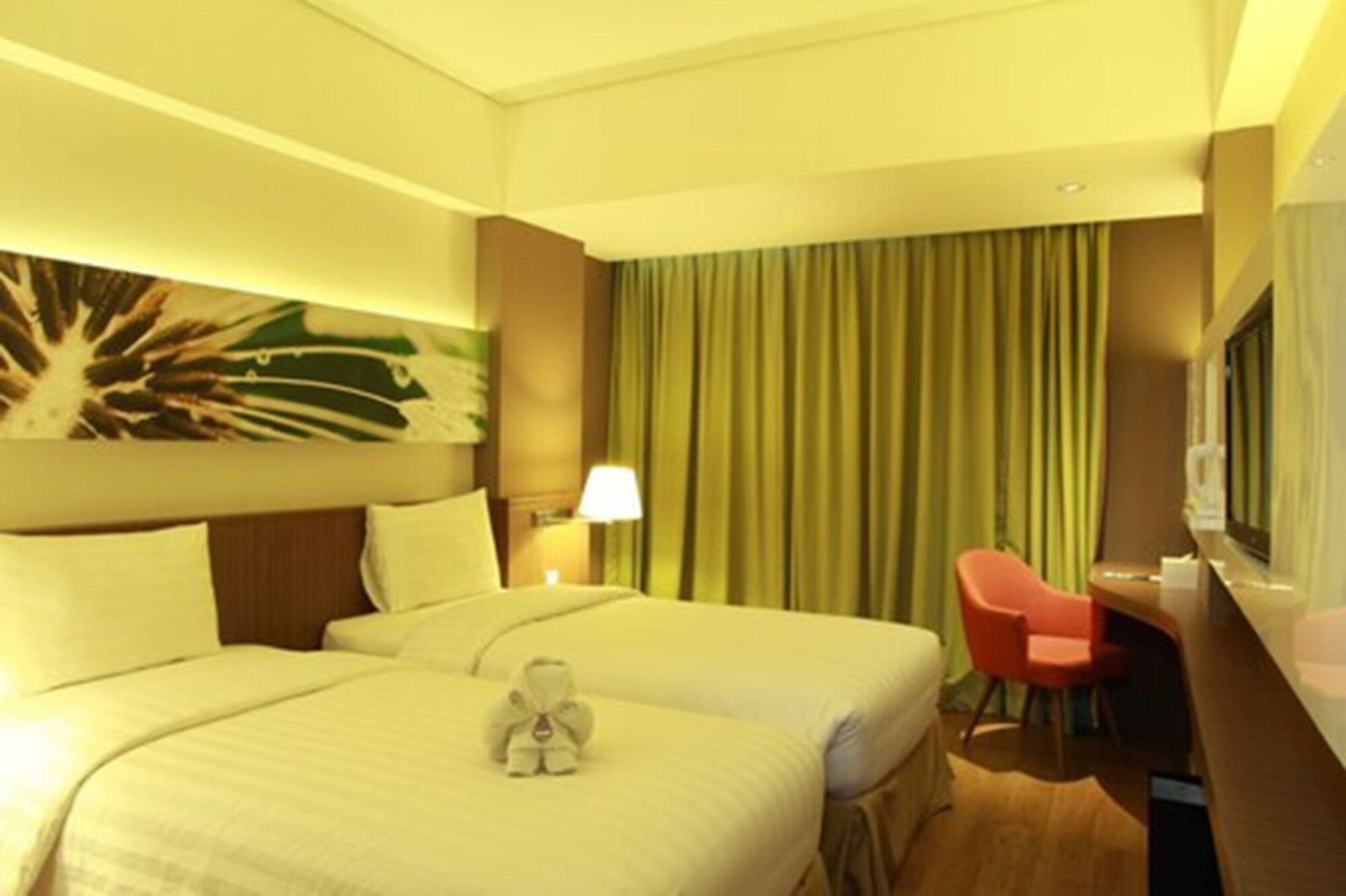 SUPERIOR, TWIN BEDS