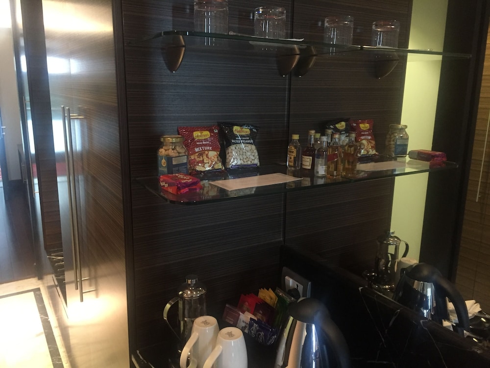 LE MERIDIEN COIMBATORE 34/40