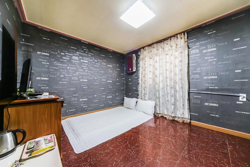 Mirim Motel 18/43