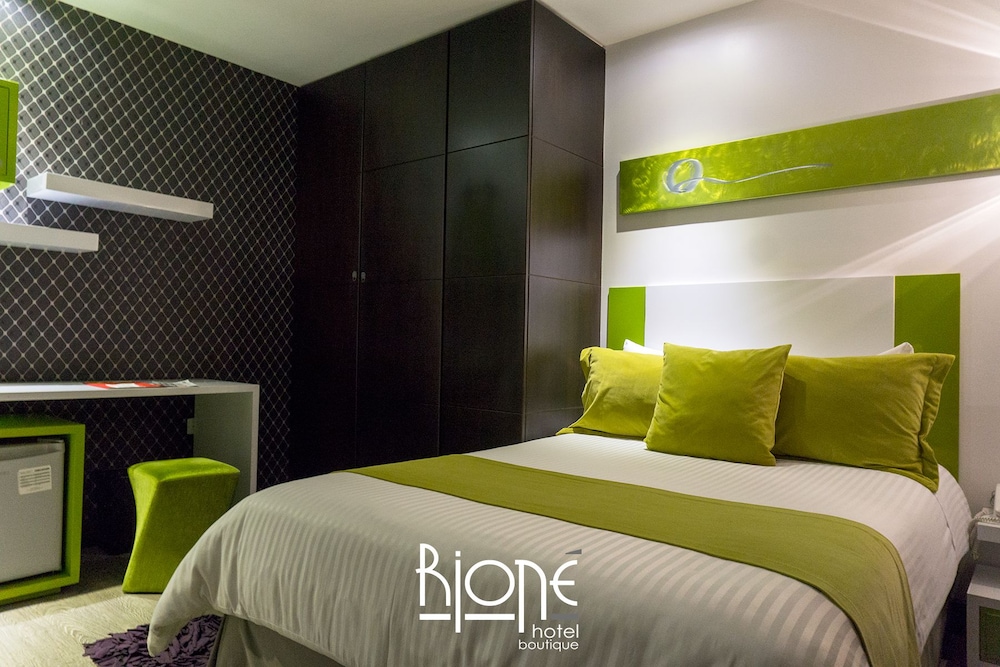 RIONE HOTEL BOUTIQUE 13/54