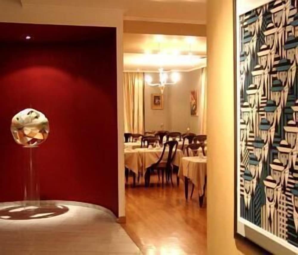 Art Hotel Athens 39/50