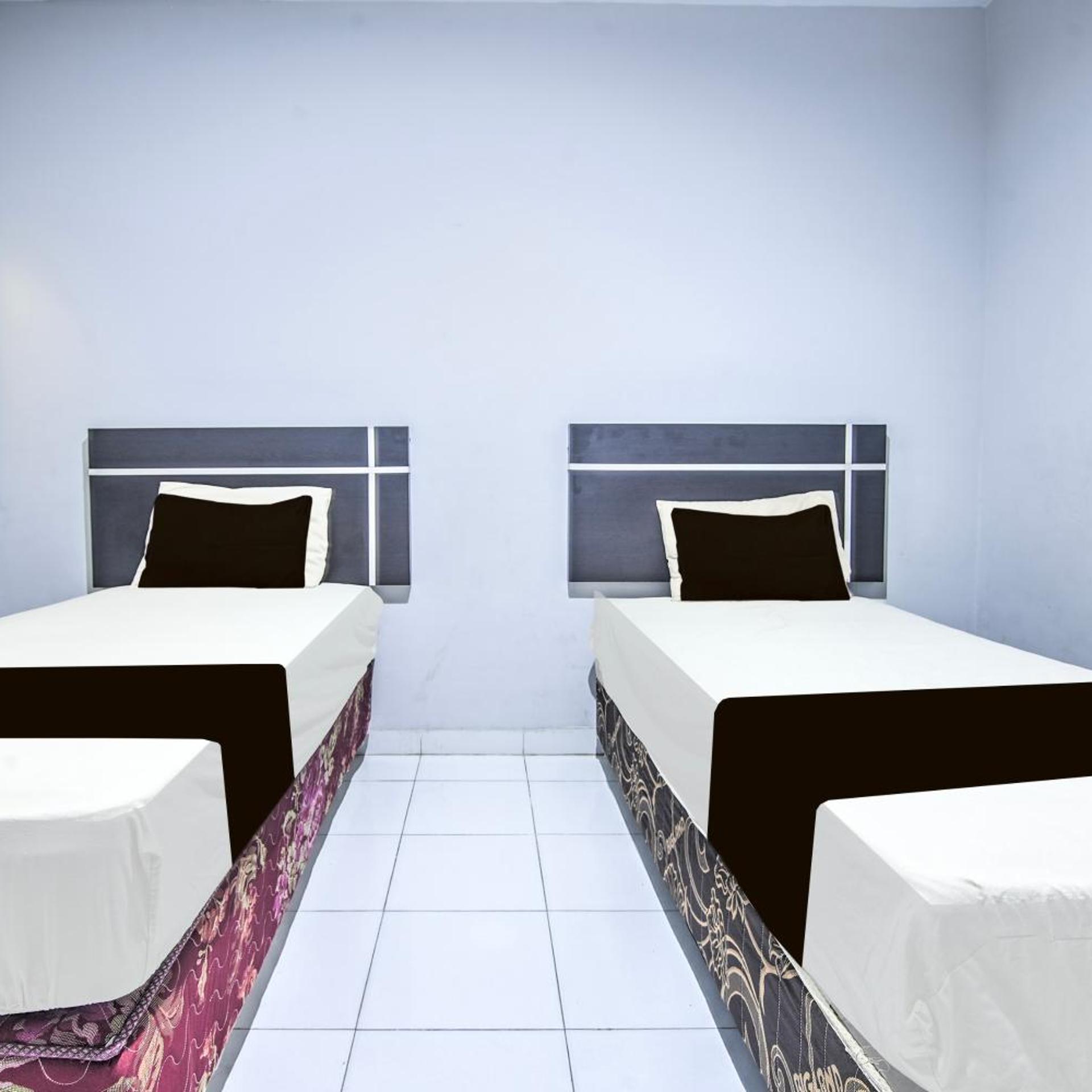 Hotel O Makassar near Mall Panakukang formerly Hotel Lucky Inn Makassar 30/44
