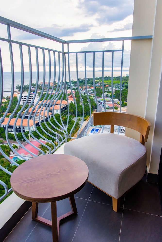 Vipol Muine Hotel and Spa 32/44