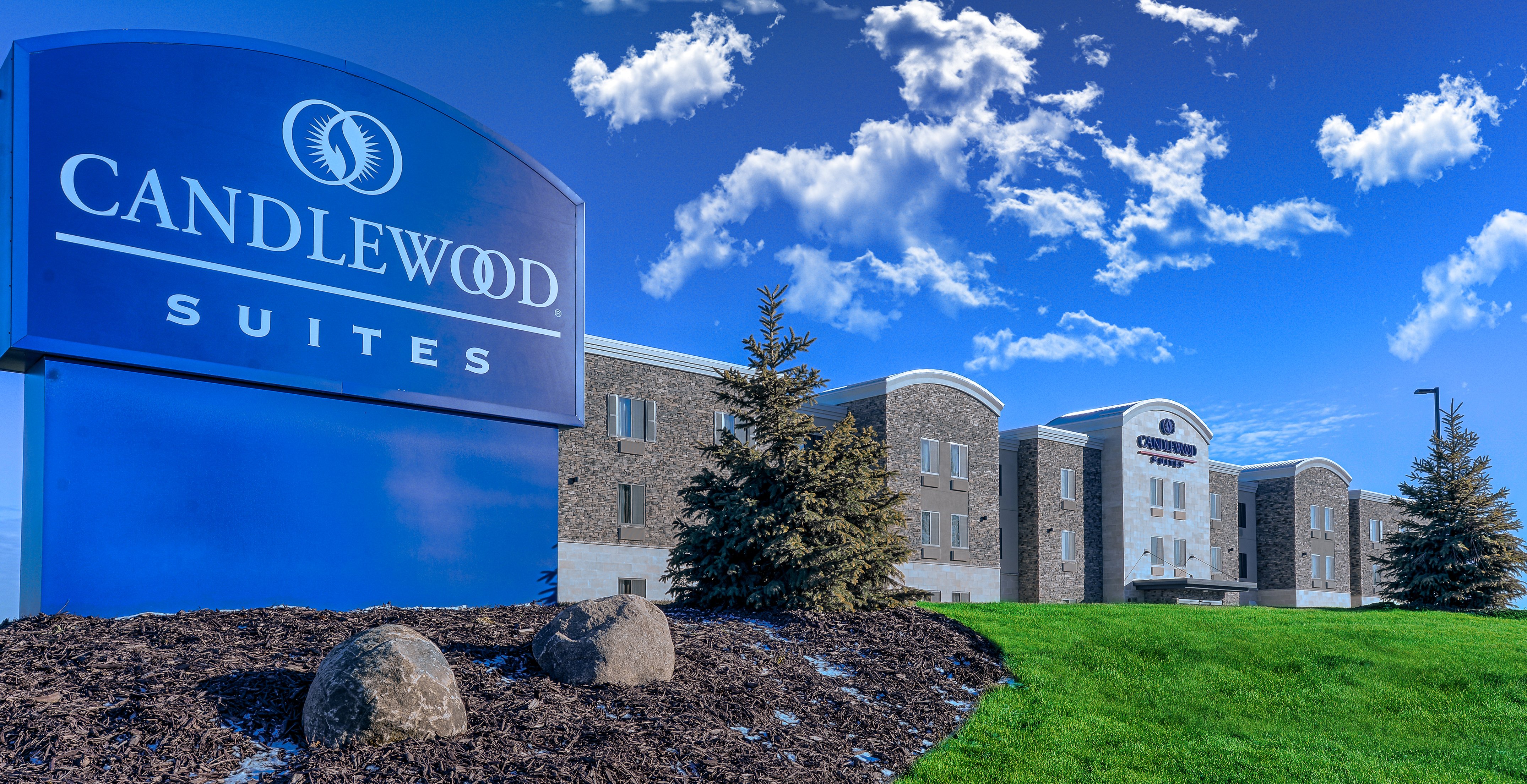 CANDLEWOOD SUITES LAKEVILLE I-35 30/32