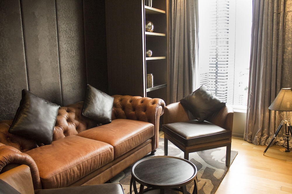 Mode Sathorn Hotel 49/73