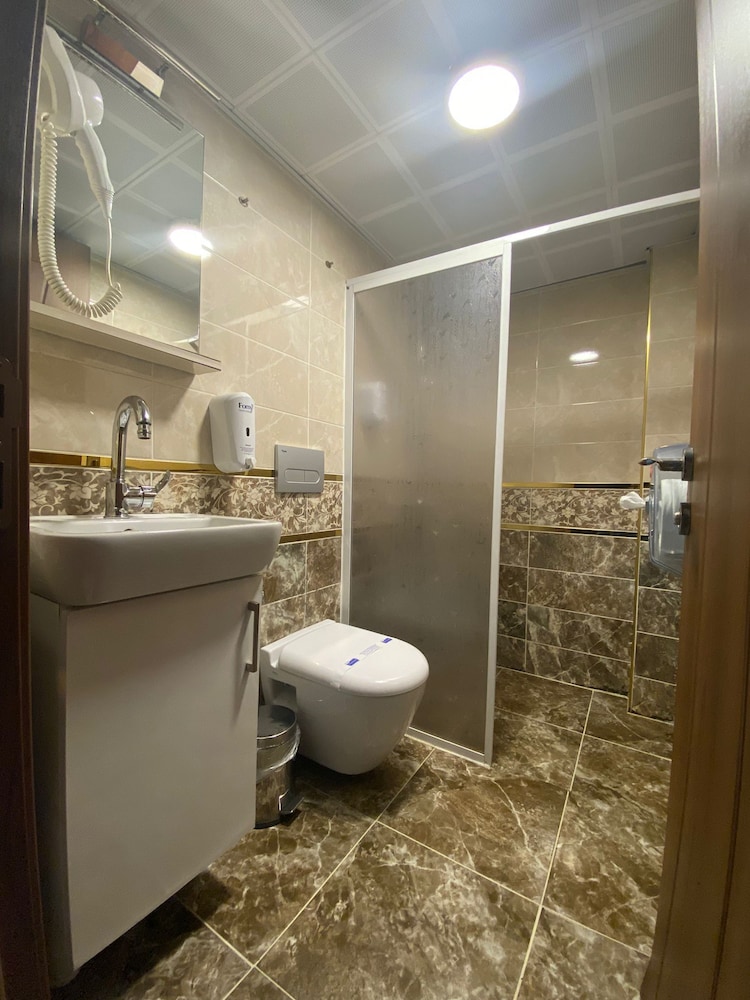 Poyraz Hotel 49/50