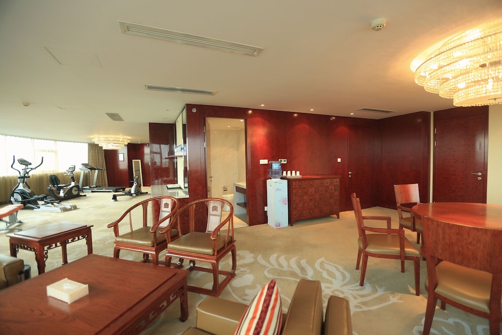 Ramada Plaza by Wyndham Chuzhou 31/43