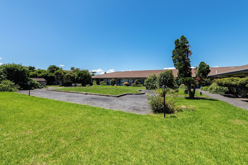 Garden Inn Airport 39/50