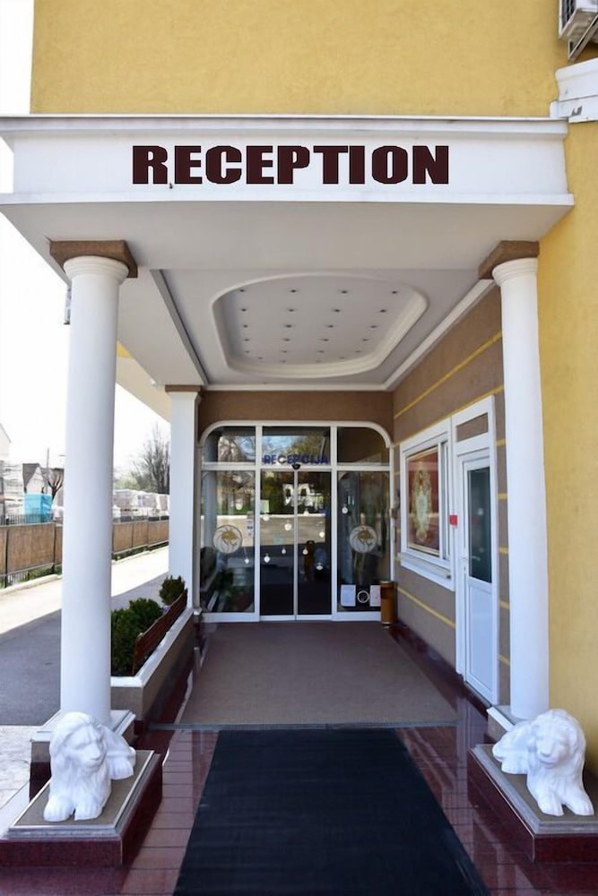 Garni Hotel Lav 4/50