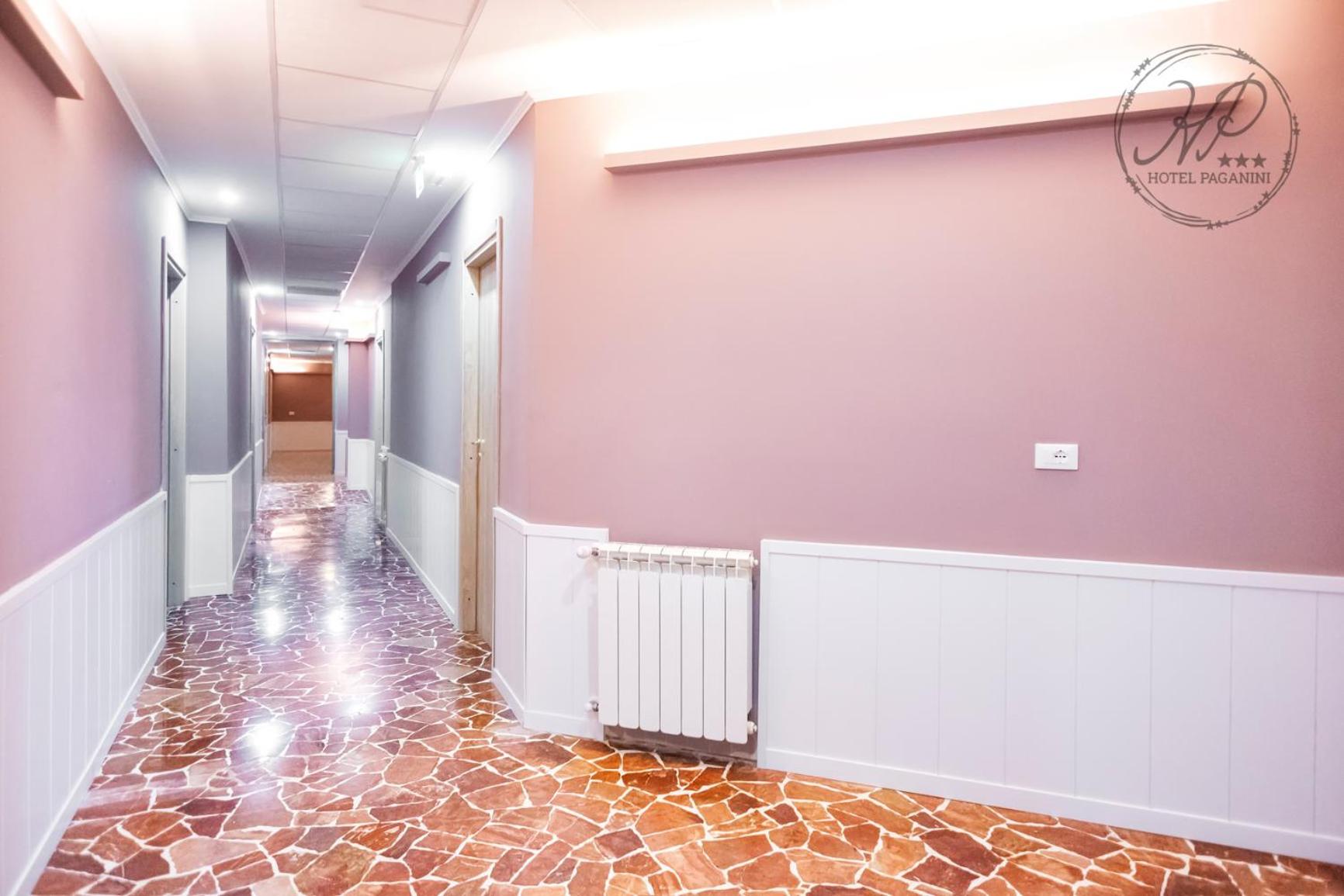 Hotel Paganini 3/50