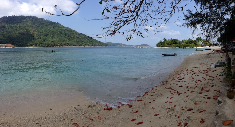The Barat Perhentian Beach Resort 60/72