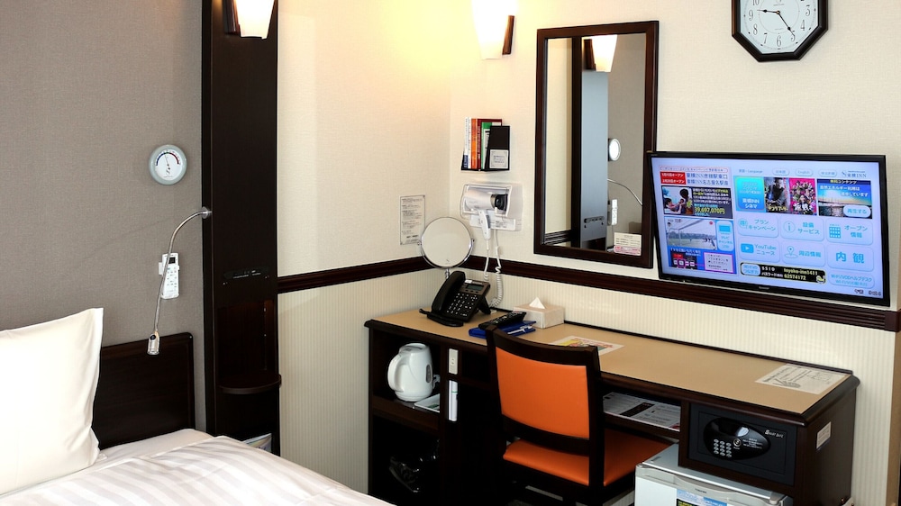 Toyoko Inn Tokyo Ueno Tawaramachi-eki 50/61