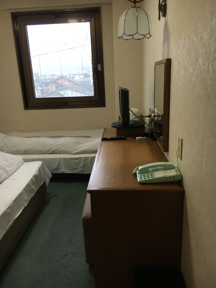 Aoi Business Hotel 30/52