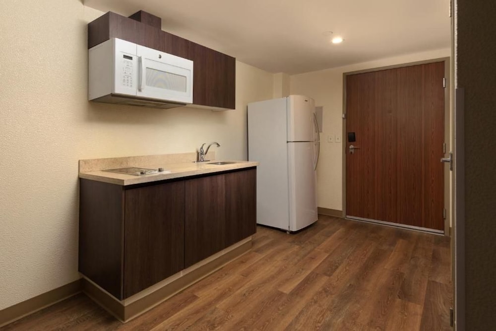 Hotel Extended Suites Ciudad del Carmen Aeropuerto 10/48