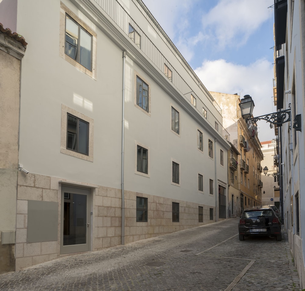 Raw Culture Bairro Alto 68/73