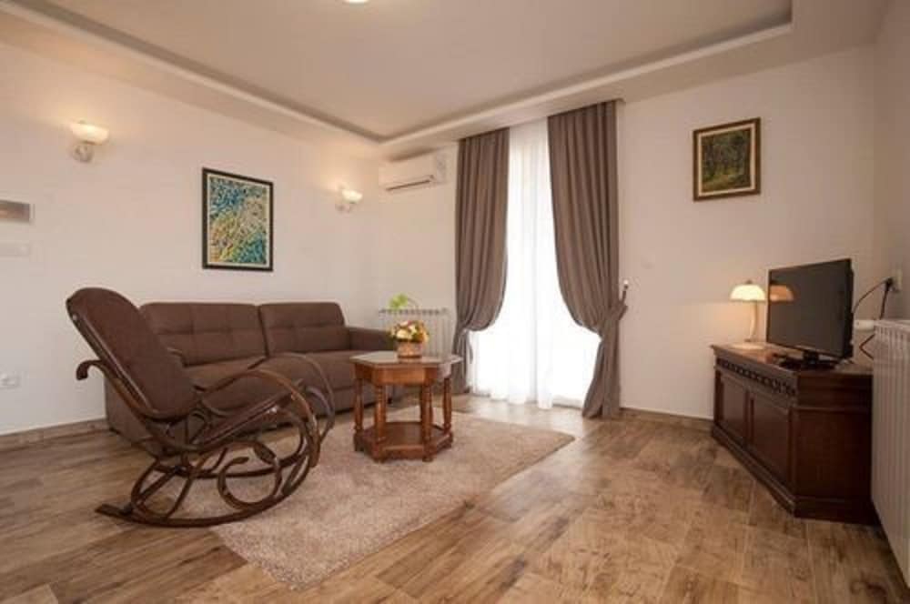 Guest House Medin 29/50