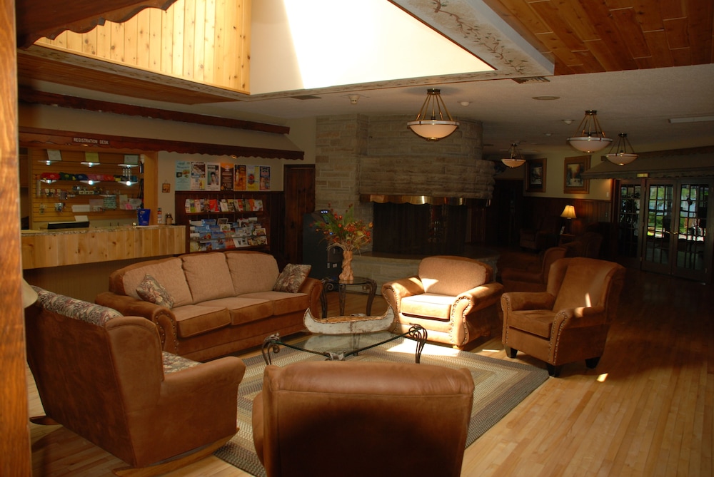 Lodge at Leathem Smith 36/61