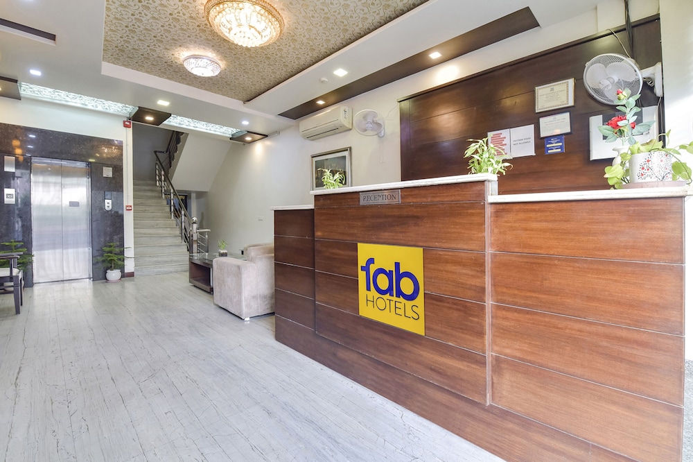 Fabhotel Signature Inn 7/50
