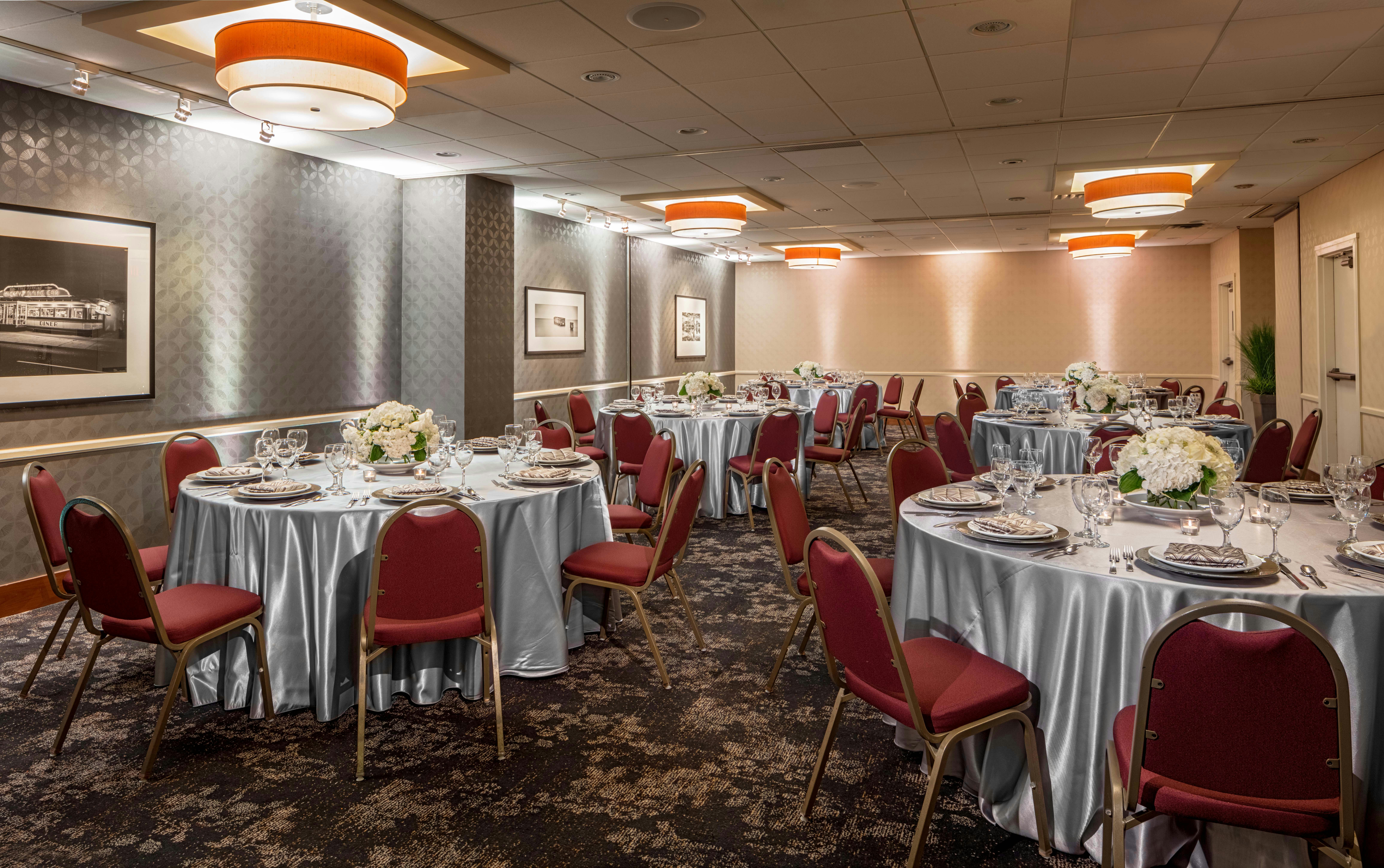 DoubleTree Suites by Hilton Minneapolis Downtown 44/50