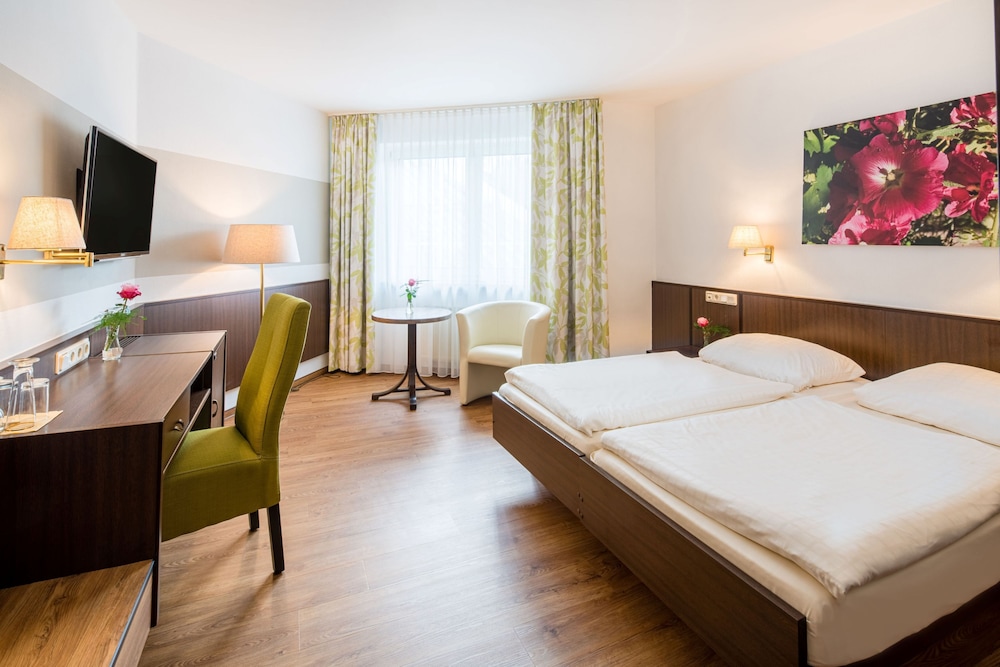 Waldhotel Schaferberg 8/65