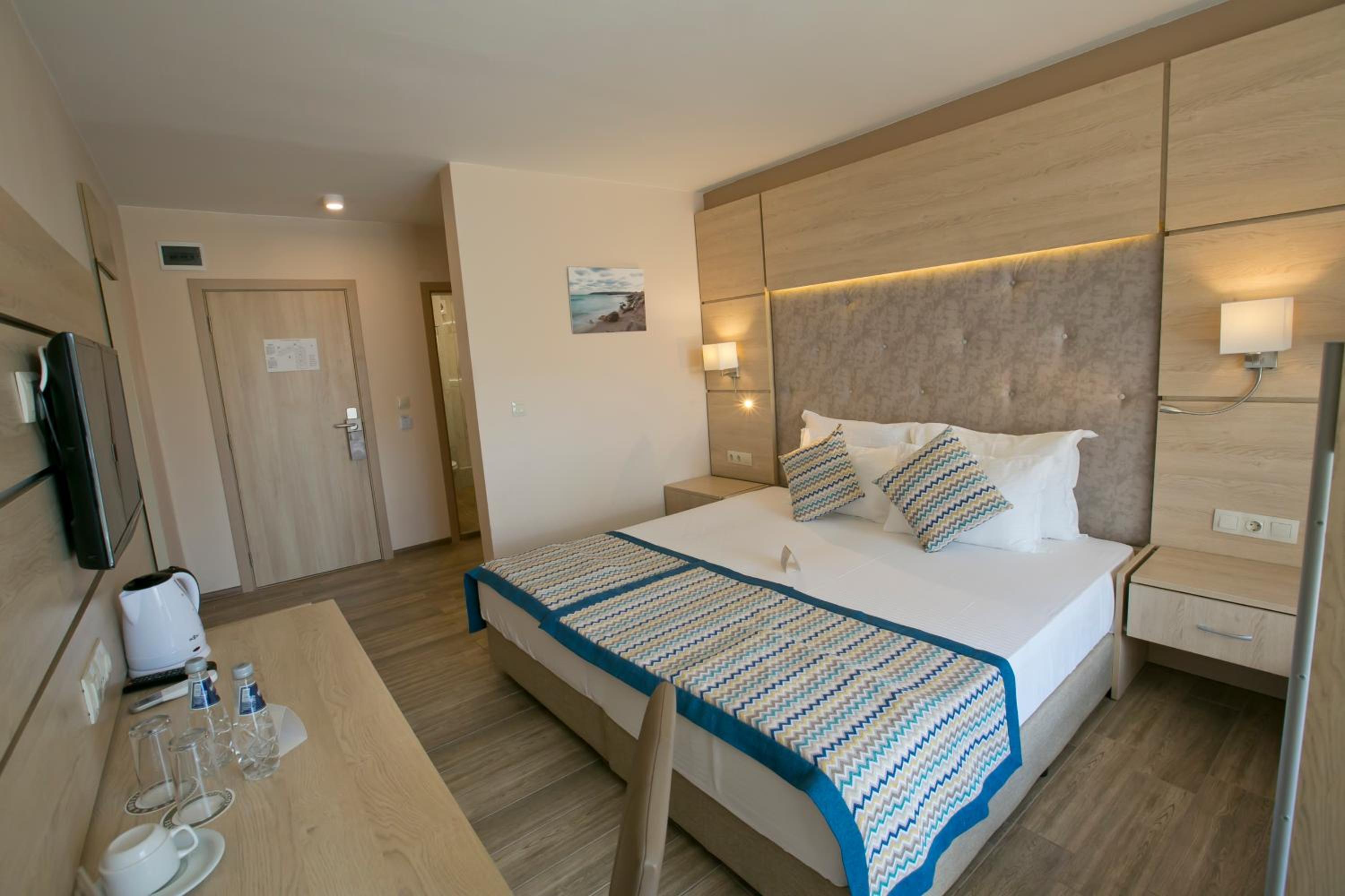 Room, Double Bed, Garden View, Balcony, Building 2
