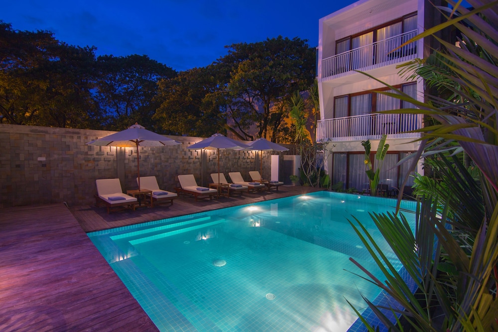 Apsara Residence Hotel 68/72