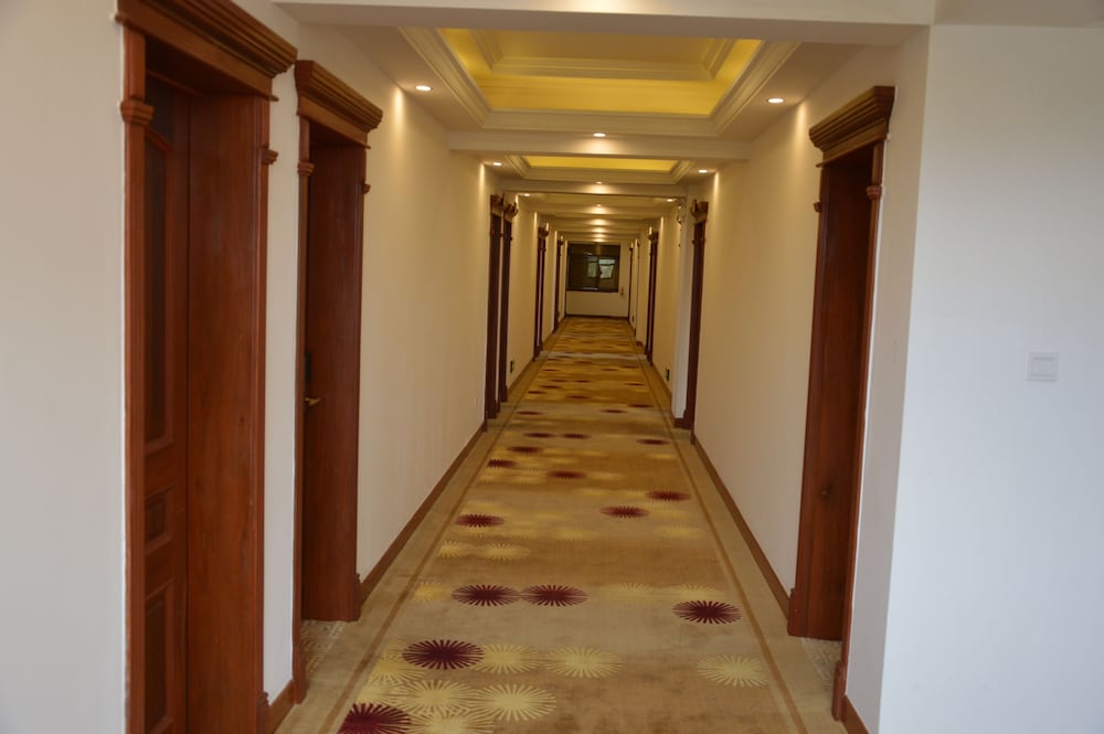 Asia and Africa Hotel 10/32