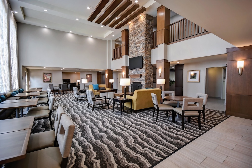 Staybridge Suites Holland 43/64