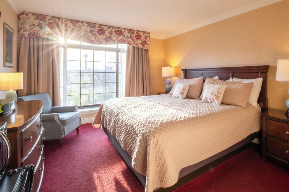 Brighton, King Bed