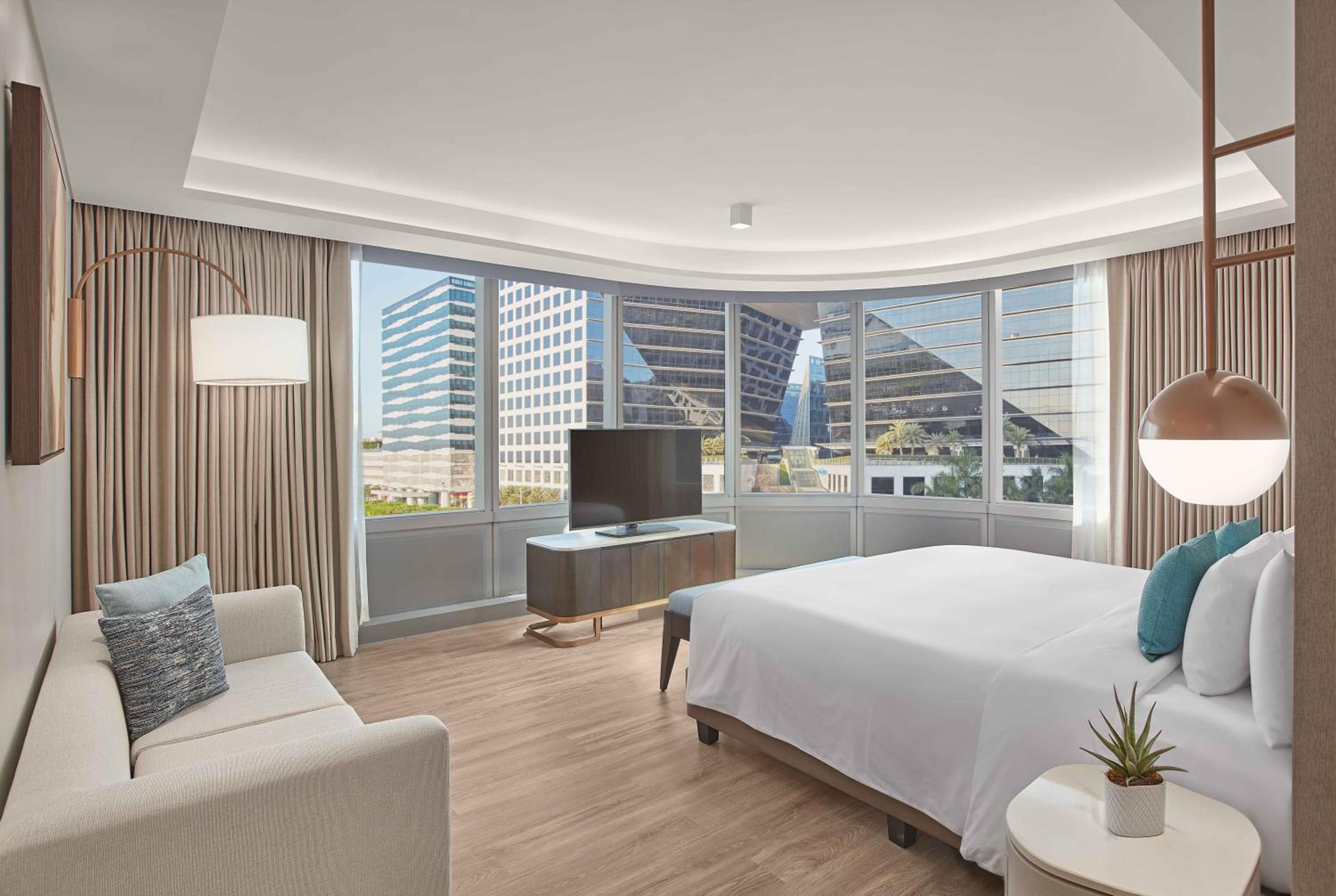 1 Bedroom, Lanson, Suite, King Bed
