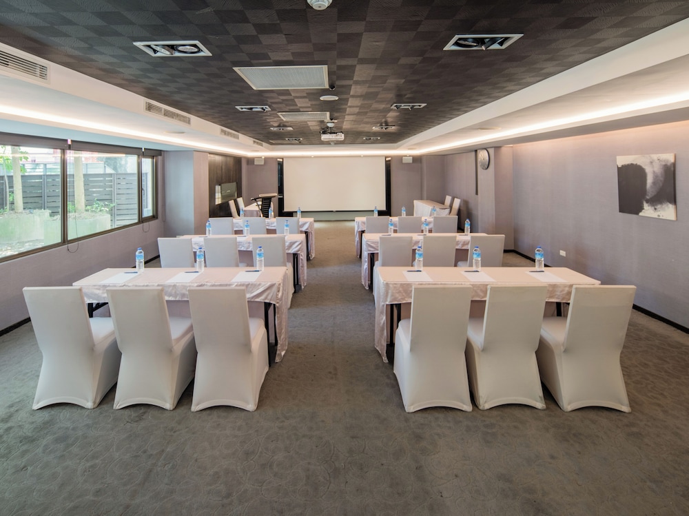 Check Inn Select Hualien Linsen 55/62
