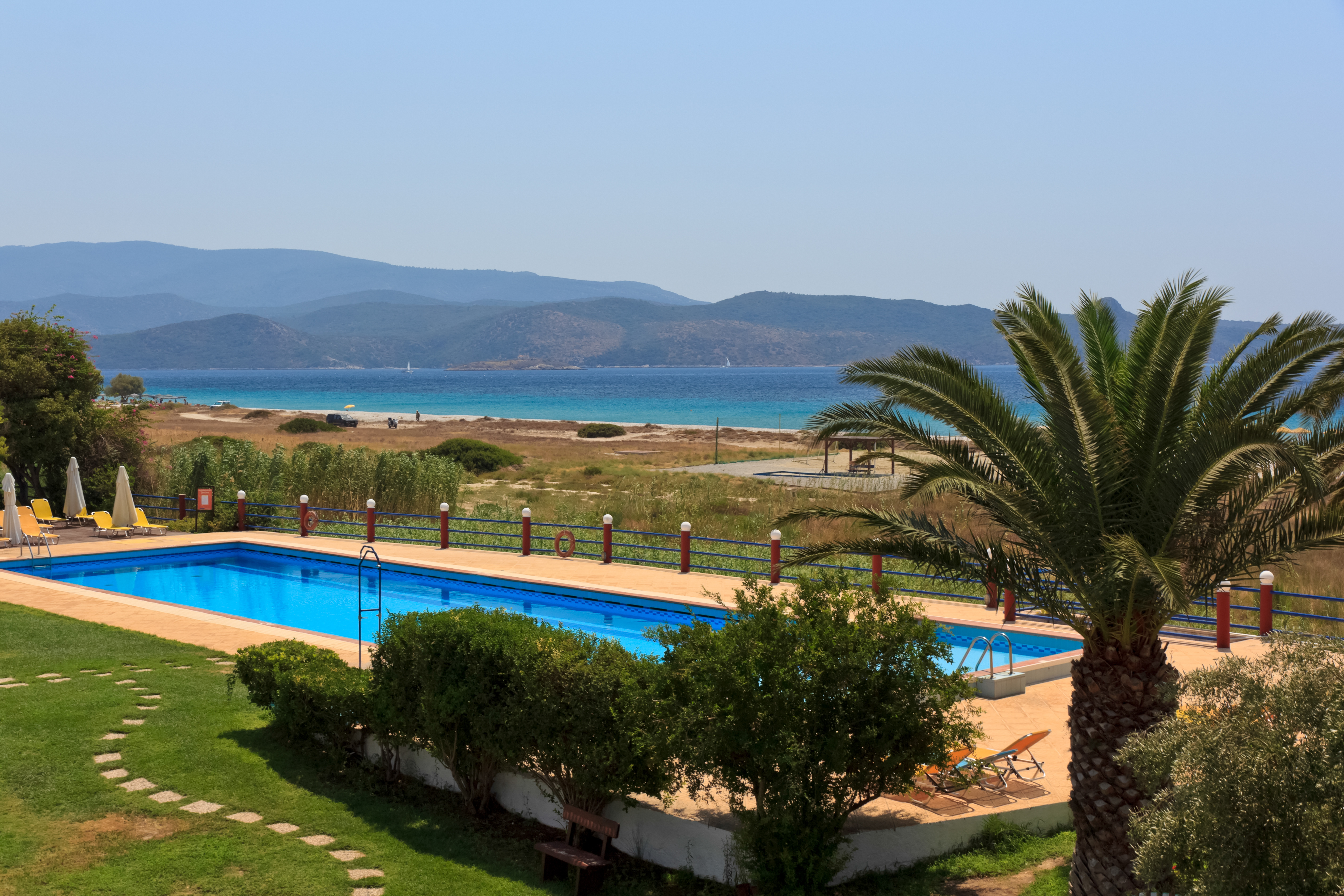 Saint Nicholas Hotel Samos 28/29