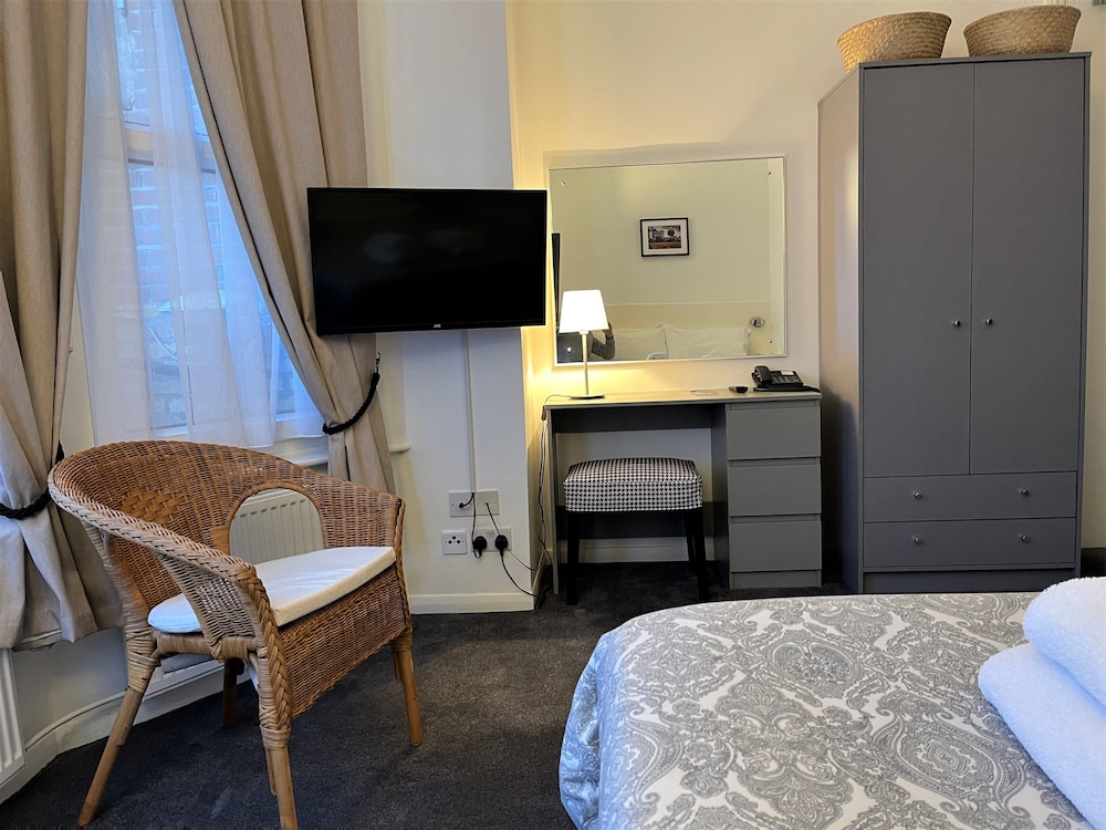 Gateway Hotel 20/71