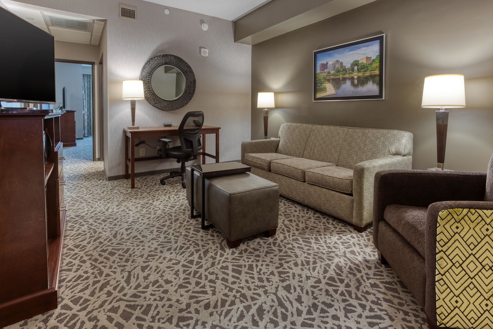 Drury Inn & Suites Columbus Polaris 29/50