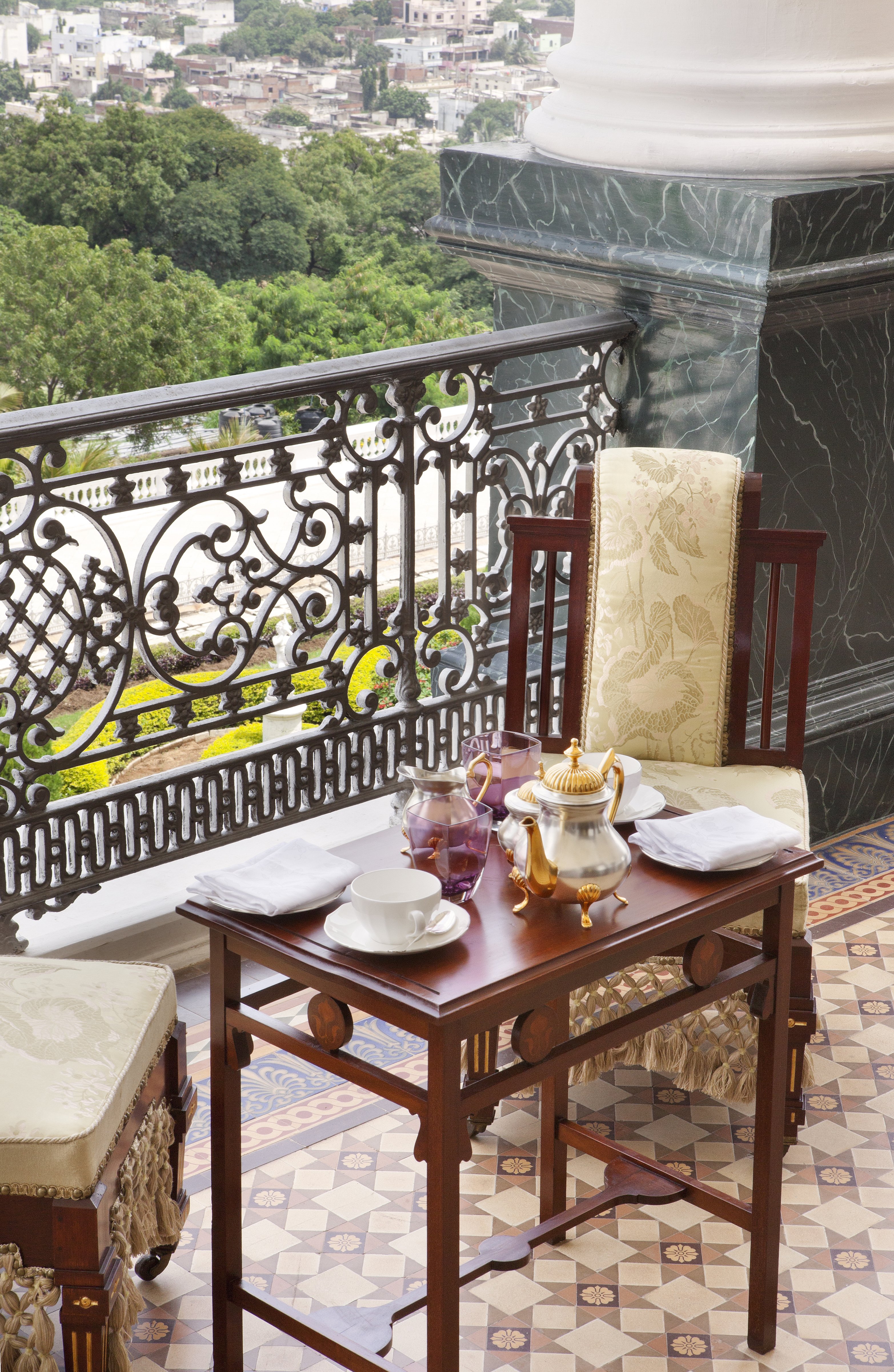 TAJ FALAKNUMA PALACE 62/81
